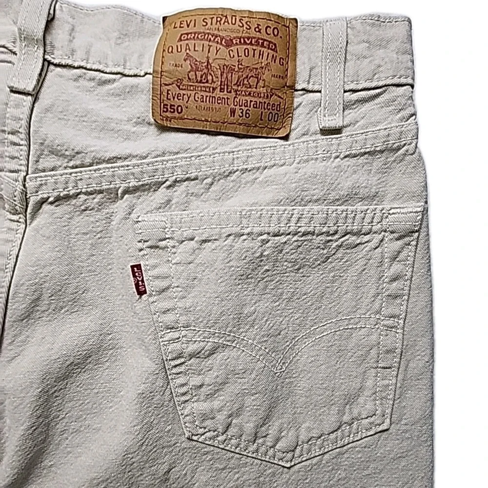 VTG Y2K‎ Levi's Jeans 550 Relaxed Fit Men's 36 Denim Shorts Tan Classic Cool EUC